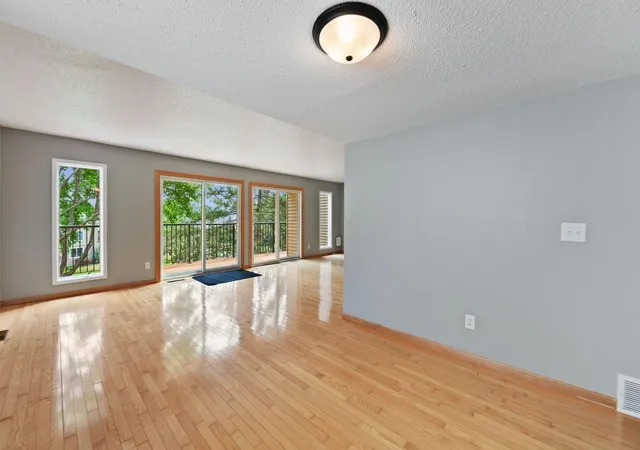 5th image of 6313 Saint Croix Trl N, Stillwater, MN 55082 | MLS# 7122207