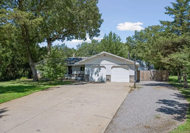4th image of 21946 Oak Heights Cir, Cold Spring, MN 56320 | MLS# 7122223