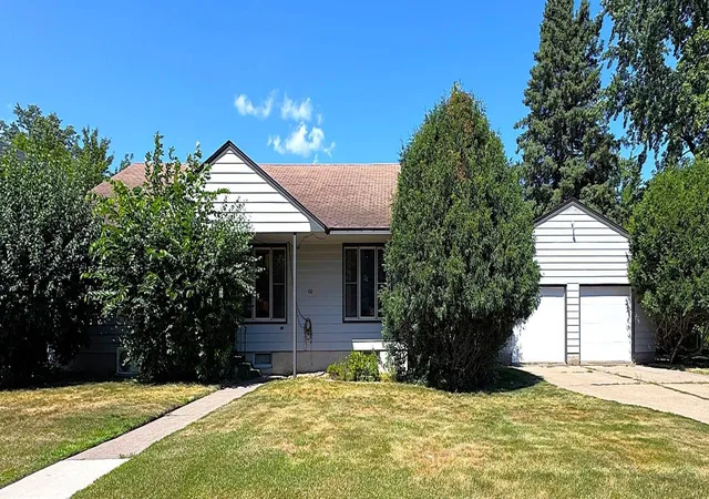1st image of 410 1st St Nw, Aitkin, MN 56431 | MLS# 7122226