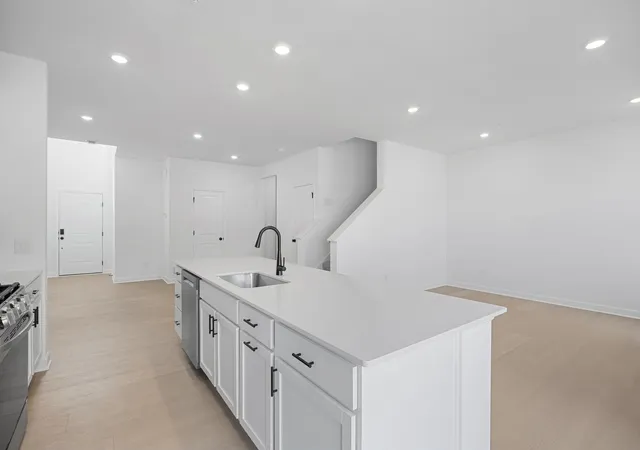 3rd image of 3472 Trails End Cir, Saint Paul, MN 55123 | MLS# 7122232