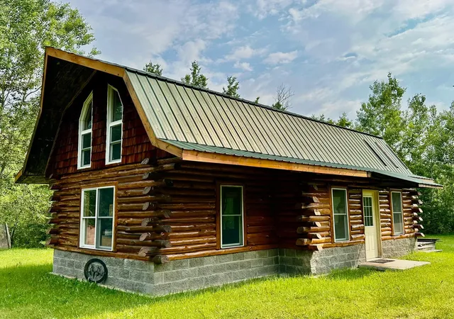 Photo 3 of Single family home for sale at 3274 County Rd 1 Sw, Baudette, MN 56623 | MLS# 7122236 | Listing updated on 2026-08-06