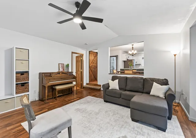 4th image of 12005 Dogwood St, Zimmerman, MN 55398 | MLS# 7122245