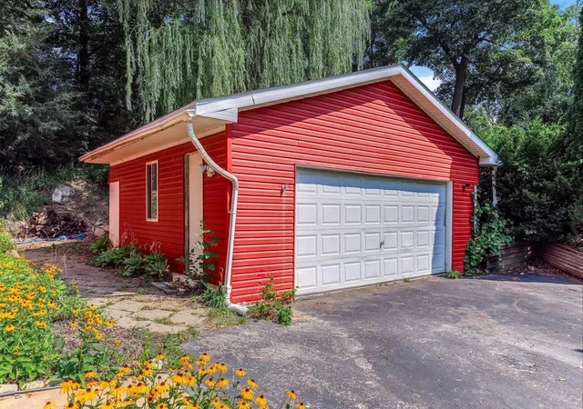 Photo 3 of Sale Pending at 1801 Goldfinch Pl, Buffalo, MN 55313 | MLS# 7122248 | Listing updated on 2026-08-27