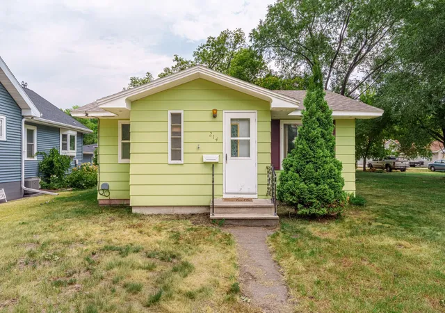 1st image of 214 4th St Ne, Barnesville, MN 56514 | MLS# 7122250