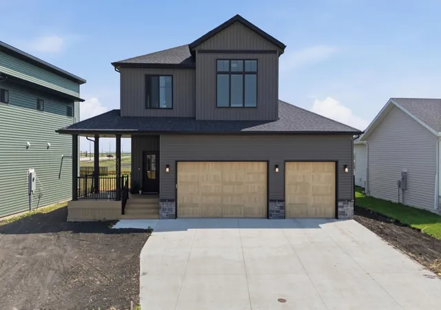 Photo 1 of Single family home for sale at 8326 61st Street S, Horace, ND 58047 | MLS# 7122261 | Listing updated on 2026-08-30