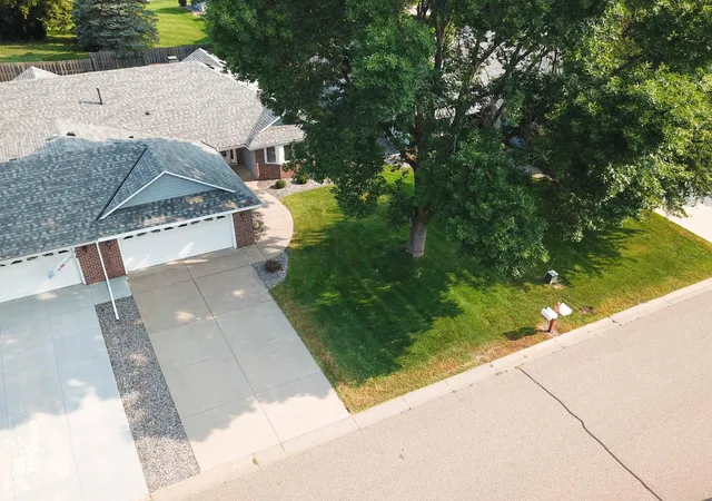 2nd image of 7020 24th St N, Saint Paul, MN 55128 | MLS# 7122264
