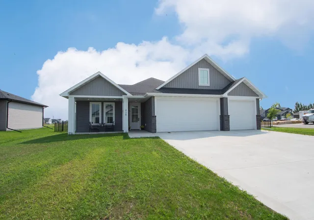 1st image of 428 Audrey Dr, Mapleton, ND 58059 | MLS# 7122281