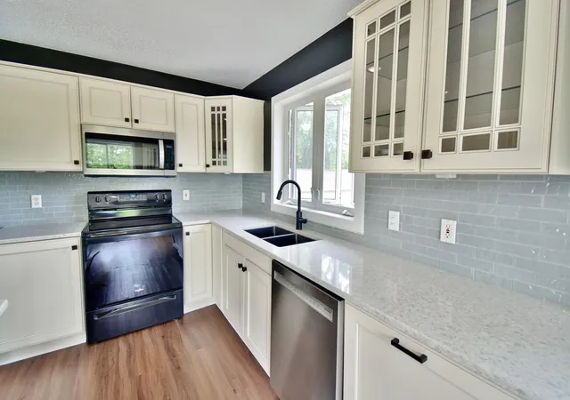 Photo 3 of Single family home for sale at 1003 2nd Street S, Cold Spring, MN 56320 | MLS# 7122285 | Listing updated on 2026-09-29