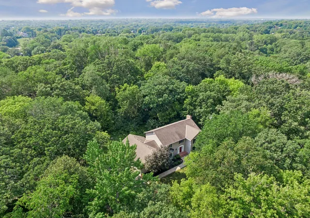 image of 5 Acorn Dr, Inver Grove Heights, MN 55077 | MLS# 7122288