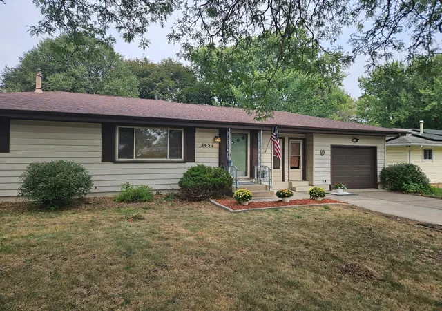 Photo 2 of Single family home for sale at 5457 Horizon Dr Ne, Minneapolis, MN 55421 | MLS# 7122303 | Listing updated on 2026-09-24