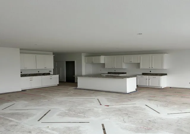 Photo 2 of Single family home for sale at 219 Double Eagle Dr, Mankato, MN 56001 | MLS# 7122310 | Listing updated on 2026-10-14