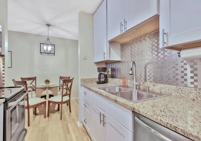 Listing Photo 3 - Condo for sale in building located at 2800 Hamline Ave N, Roseville, MN 55113 - Unit #241