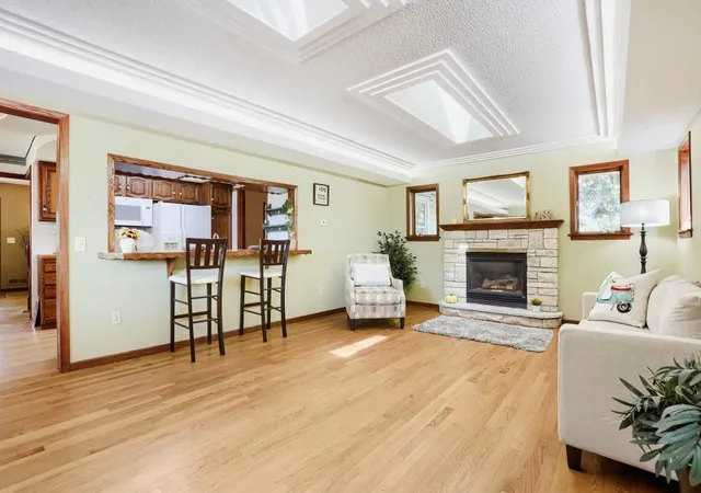 3rd image of 558 113Th Ln Nw, Minneapolis, MN 55448 | MLS# 7122330