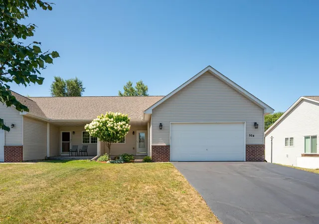 2nd image of 524 Eagle Lake Rd S, Big Lake, MN 55309 | MLS# 7122342