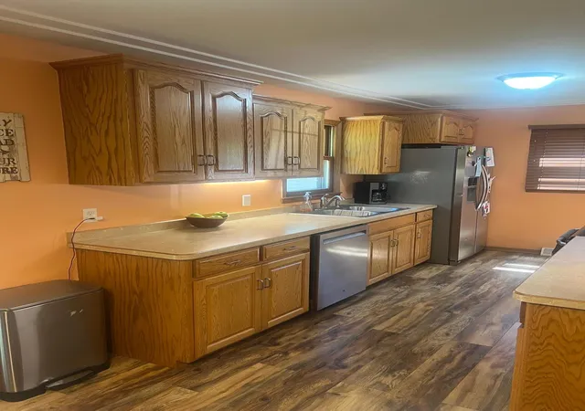2nd image of 415 S Yale Ave, Litchfield, MN 55355 | MLS# 7122343