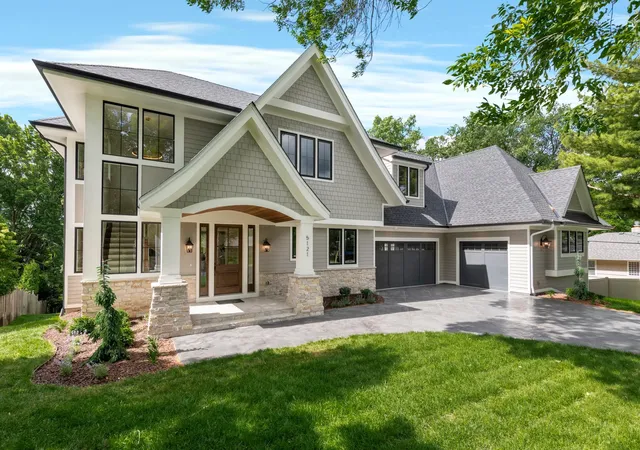 1st image of 2148 Delaware Ave, Sunfish Lake, MN 55118 | MLS# 7122356