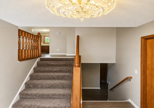 3rd image of 3454 Willow Ct, Saint Paul, MN 55110 | MLS# 7122363