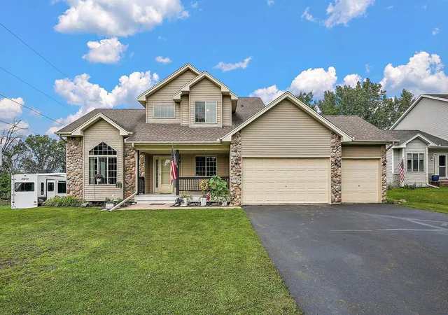 2nd image of 17872 Tyler St Nw, Elk River, MN 55330 | MLS# 7122371