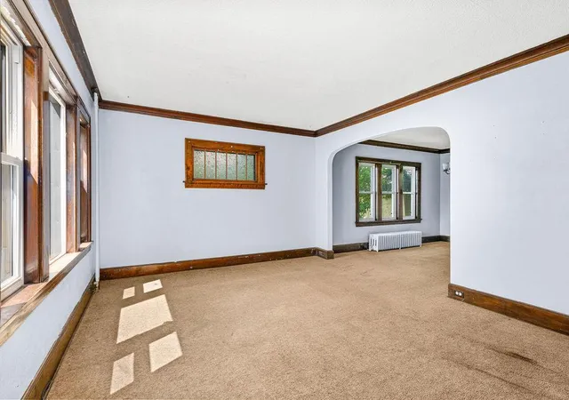 2nd image of 410 N 39th Avenue W, Duluth, MN 55807 | MLS# 7122375