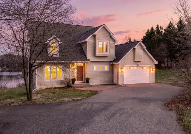 image of 1080 82nd St E, Inver Grove Heights, MN 55077 | MLS# 7122381