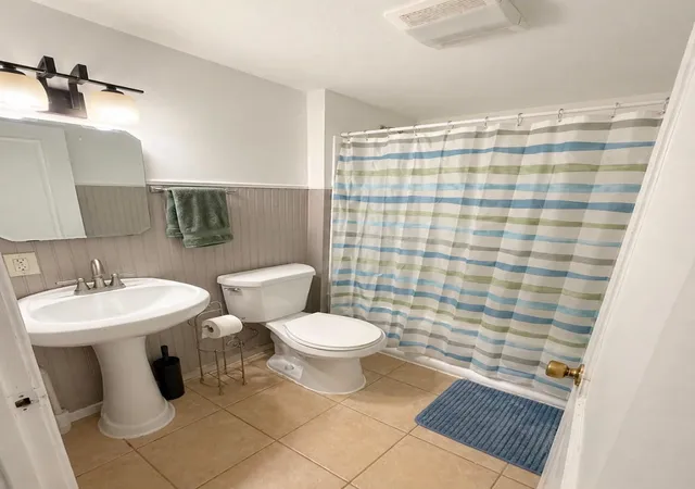 Photo 3 of Sale Pending at 1712 Arlington Ave E, Saint Paul, MN 55106 | MLS# 7122384 | Listing updated on 2026-09-19