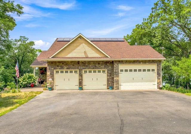 2nd image of 33276 Xenon Dr Nw, Princeton, MN 55371 | MLS# 7122401