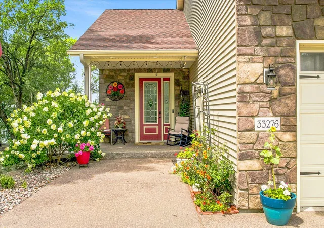 Photo 4 of Single family home for sale at 33276 Xenon Dr NW, Princeton, MN 55371 | MLS# 7122401 | Listing updated on 2026-08-31