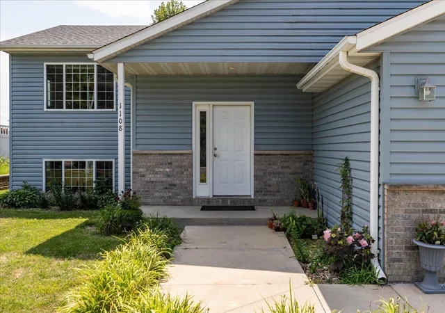 Photo 2 of Sale Pending at 1108 2nd Street Se, Kasson, MN 55944 | MLS# 7122428 | Listing updated on 2026-08-17