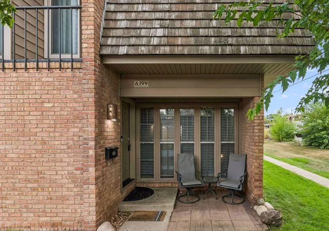 Photo 3 of Single family home for sale at 6399 Barrie Rd, Edina, MN 55435 | MLS# 7122455 | Listing updated on 2026-09-20