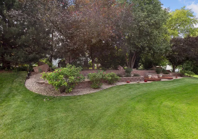 Photo 3 of Sale Pending at 4620 Minnesota Ln N, Minneapolis, MN 55446 | MLS# 7122524 | Listing updated on 2026-08-22
