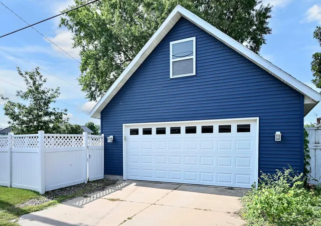 Photo 25 of Sale Pending at 528 E 2nd Street, Winona, MN 55987 | MLS# 7122551 | Listing updated on 2026-08-21