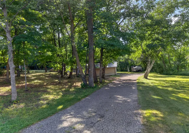4th image of 42003 Engstrom Beach Rd, Dent, MN 56528 | MLS# 7122572