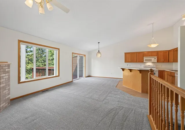 4th image of 12218 Buchanan Ct Ne, Minneapolis, MN 55434 | MLS# 7122581