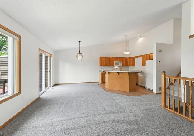 5th image of 12218 Buchanan Ct Ne, Minneapolis, MN 55434 | MLS# 7122581