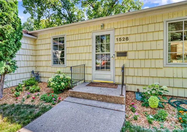 Photo 2 of Sale Pending at 1526 6th Street S, Fargo, ND 58103 | MLS# 7122584 | Listing updated on 2026-08-25