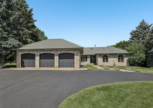 2nd image of 8583 Bower Path, Inver Grove Heights, MN 55076 | MLS# 7122599