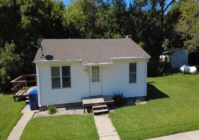 Photo 3 of Single family home for sale at 516 Kempel Dr, Lisbon, ND 58054 | MLS# 7122622 | Listing updated on 2026-09-02