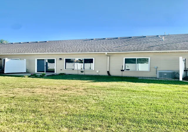 2nd image of 5157 Weatherstone Dr Nw, Rochester, MN 55901 | MLS# 7122623
