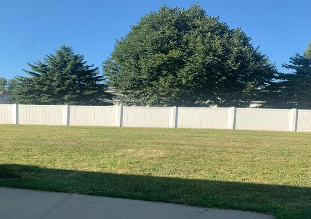 3rd image of 5157 Weatherstone Dr Nw, Rochester, MN 55901 | MLS# 7122623