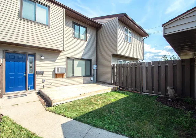 1st image of 2231 32nd Ave S, Fargo, ND 58103 | MLS# 7122634