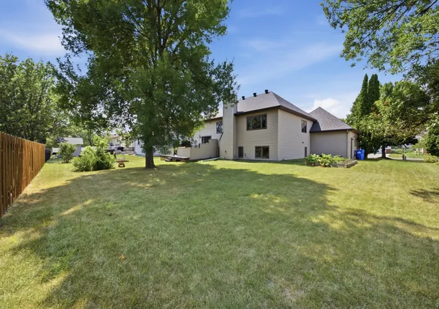 2nd image of 3626 22nd St S, Fargo, ND 58104 | MLS# 7122641
