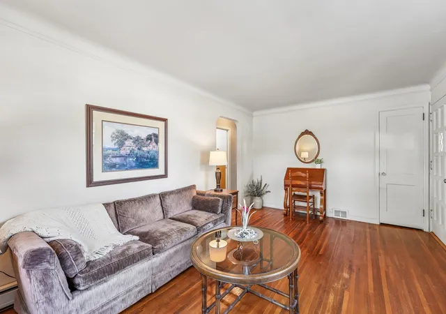 Photo 2 of Sale Pending at 1840 Taylor Ave, Saint Paul, MN 55104 | MLS# 7122657 | Listing updated on 2026-09-08