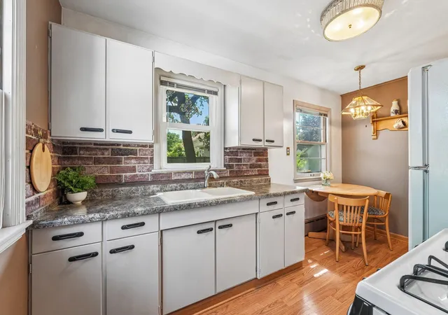Photo 4 of Sale Pending at 1840 Taylor Ave, Saint Paul, MN 55104 | MLS# 7122657 | Listing updated on 2026-09-08