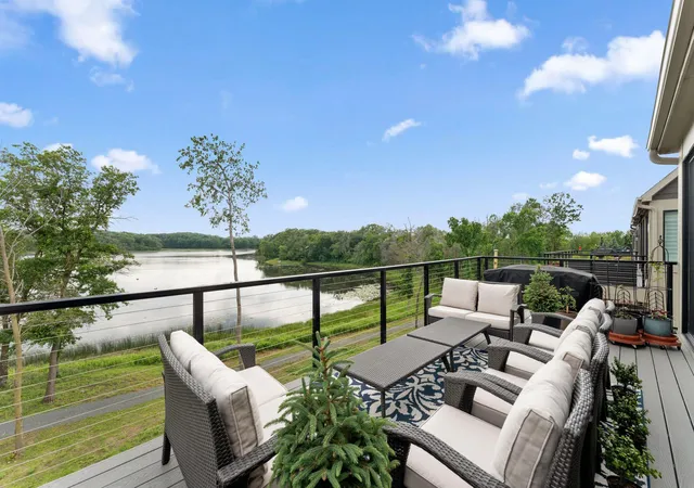 2nd image of 4855 Linden Cove Ln, Savage, MN 55378 | MLS# 7122659