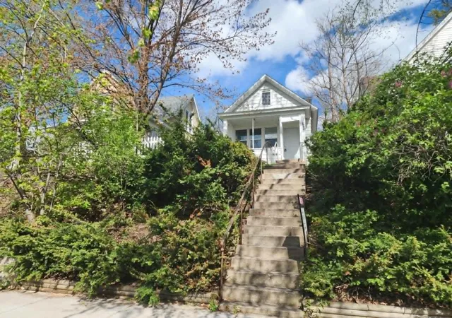 Photo 23 of Single family home for sale at 1274 Edgerton St, Saint Paul, MN 55130 | MLS# 7122665 | Listing updated on 2026-08-27