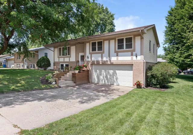 2nd image of 50 18th Pl Ne, Owatonna, MN 55060 | MLS# 7122672