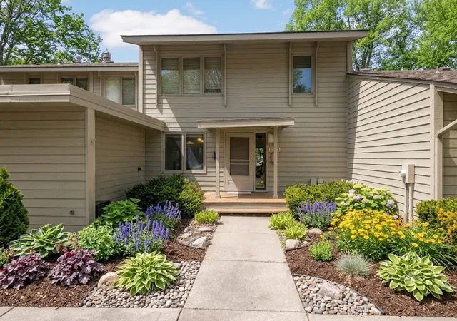 1st image of 10203 Scarborough Rd, Minneapolis, MN 55437 | MLS# 7122682