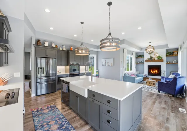 Photo 2 of Single family home for sale at 5737 Raven Point Rd, Prior Lake, MN 55372 | MLS# 7122683 | Listing updated on 2026-08-08