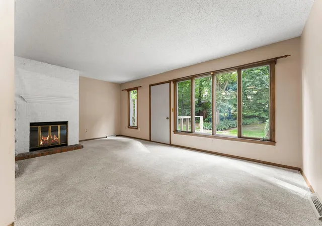 Photo 3 of Single family home for sale at 1232 Woodley St E, Northfield, MN 55057 | MLS# 7122715 | Listing updated on 2026-09-20
