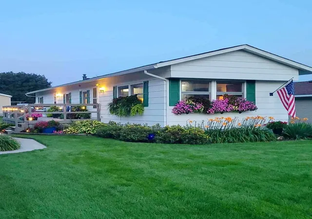 42nd image of 929 W Iowa St, Lake City, MN 55041 | MLS# 7122722